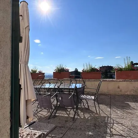 La Terrazza Di Ciro Pinsuti Apartment