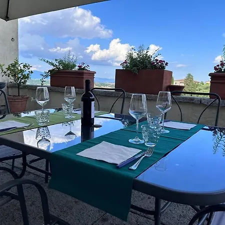 Apartment La Terrazza Di Ciro Pinsuti *